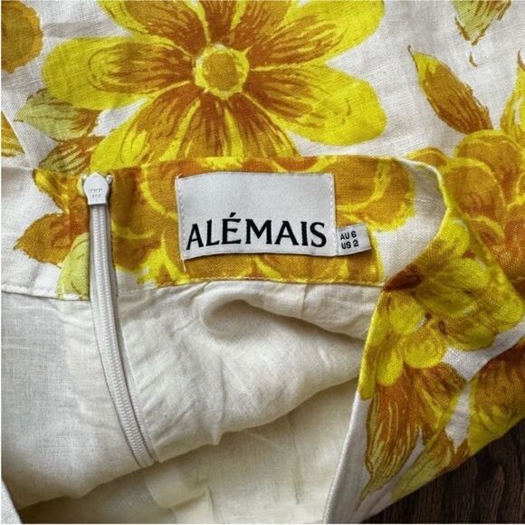 Alémais Sonny Linen Floral Print Pleated Shorts - Picture 9 of 9